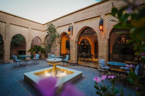 Park villa, 8 suites, pool, 10mn from Gueliz